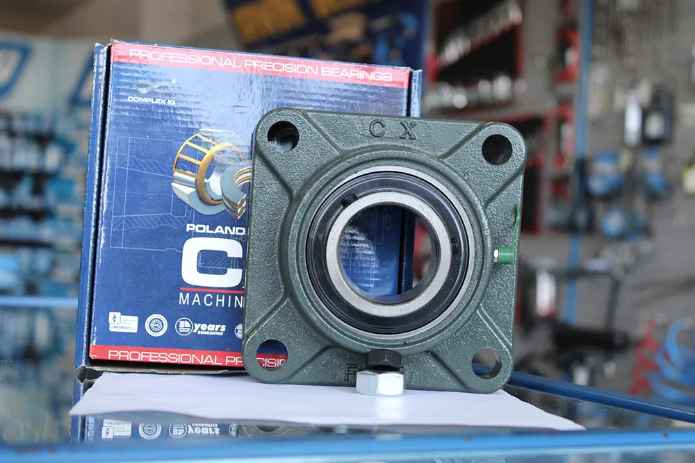 UCF 210-30 lagăr cu rulment CX22